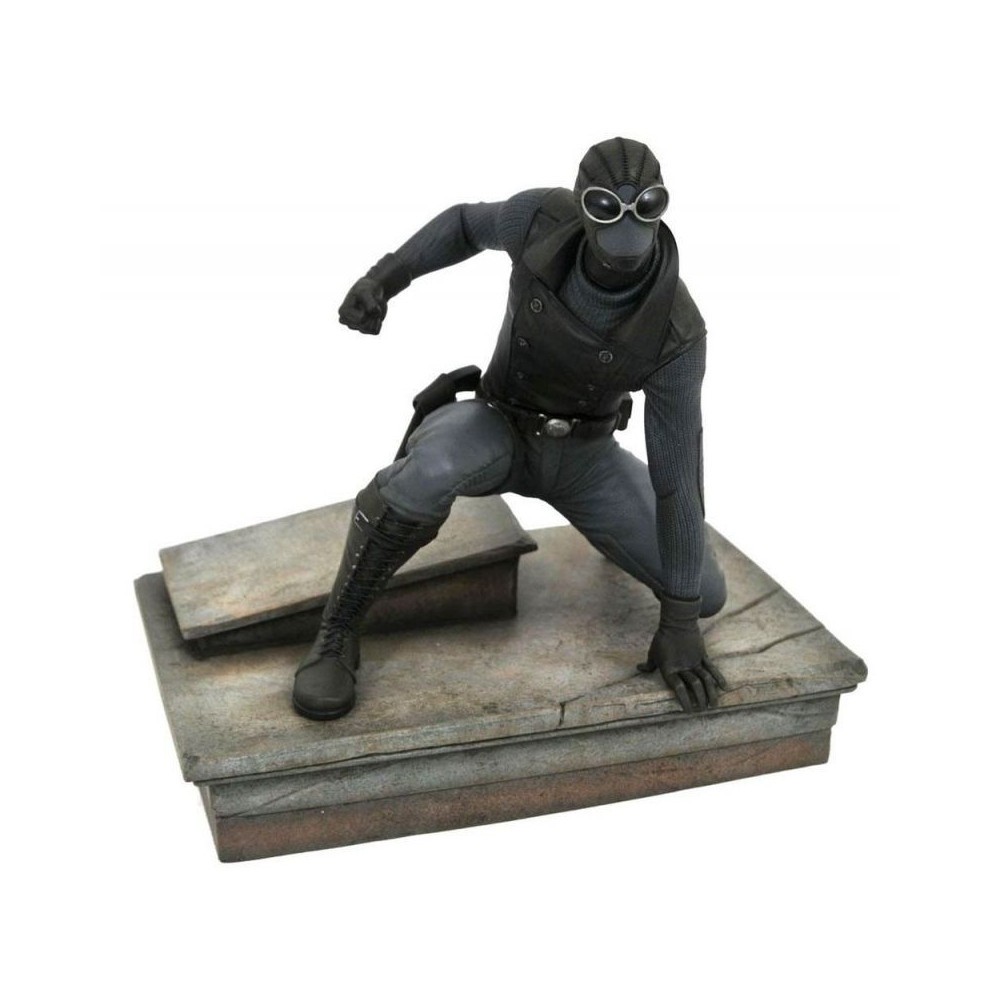 Estatua Spiderman traje negro Spiderman Marvel 18cm
