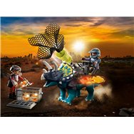 Playmobil triceratops: battle for the legendary stones