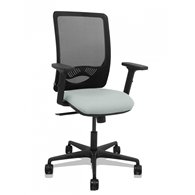 piqueras y crespo silla zulema sincro malla negra asiento bali gris claro brazos 2d ruedas 65mm