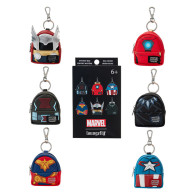 llavero mini mochila mystery los vengadores avengers loungefly surtido