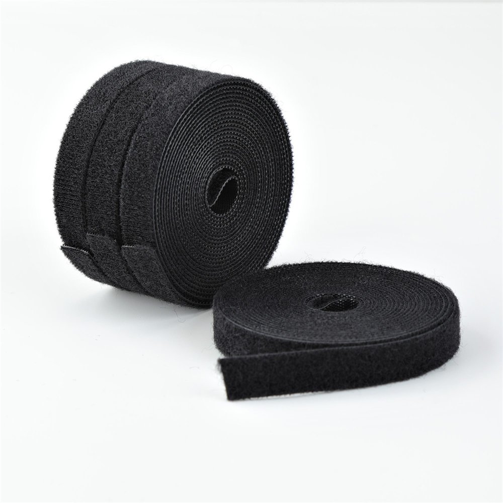 startech.com paquete de 4 bobinas de 4,6m de bridas de gancho y bucle - 1,27cm de ancho - color negro - bridas reutilizables - b